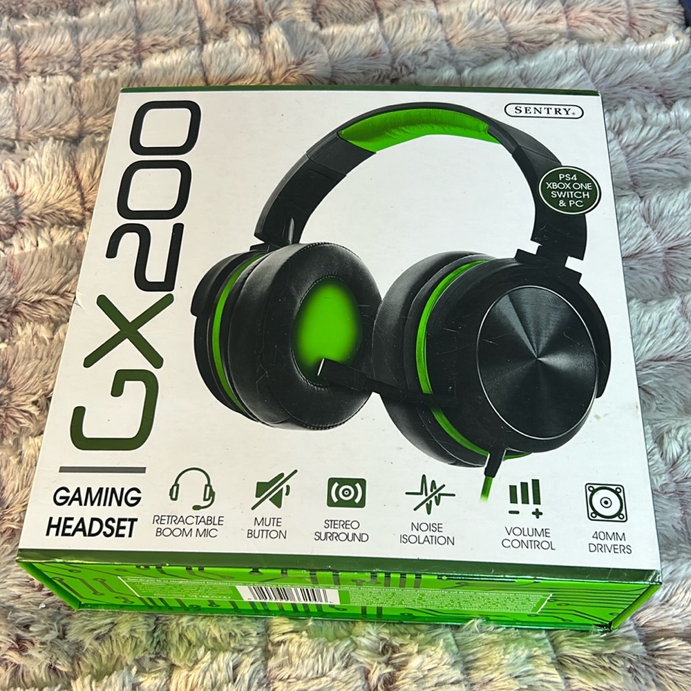 Sentry Industries GX200 Gaming Headset - Green